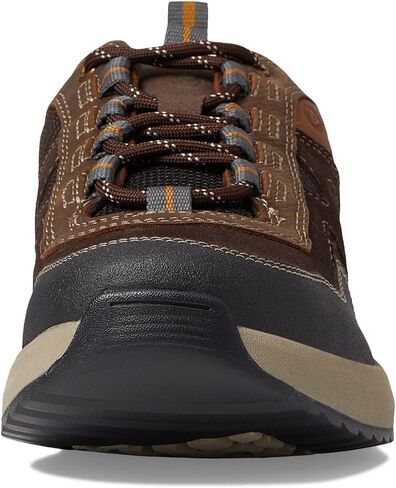 حذاء Wellman Trail Ap المقاوم للماء للرجال من Clarks in Kuwait