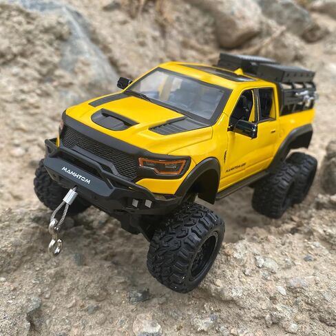 Truck Truck Toy 1/24 DIECAST TRUCTS MAMMOTH MODEL MODEL TRACK TRACK مناسبة للأطفال ومجموعة السيارات ، وسحب السيارات مع الضوء والصوت ، والشاحنات للأطفال الذين تتراوح أعمارهم بين 4-8 （صفراء） in Kuwait