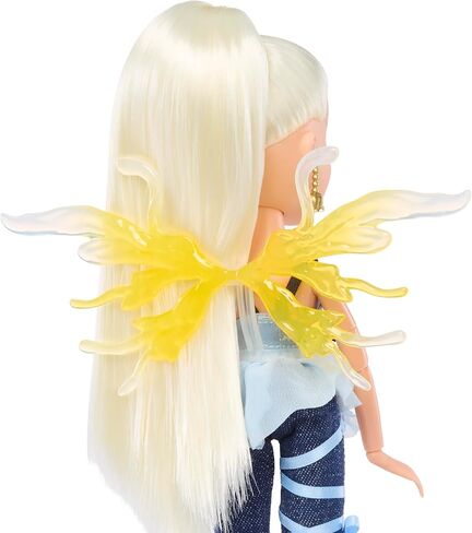 Bratz Fashion Pixiez Cloe Dollible Fantasy Doll مع أزياء وملحقات حقيقية in Kuwait