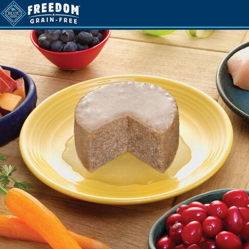 Blue Buffalo Freedom Grain-Free Adult Wet Cat Food, Complete & Balanced Nutrition for Indoor Cats, Made with Natural Ingredients, Chicken Recipe, 5.5-oz. Cans (24 Count) in Saudi Arabia