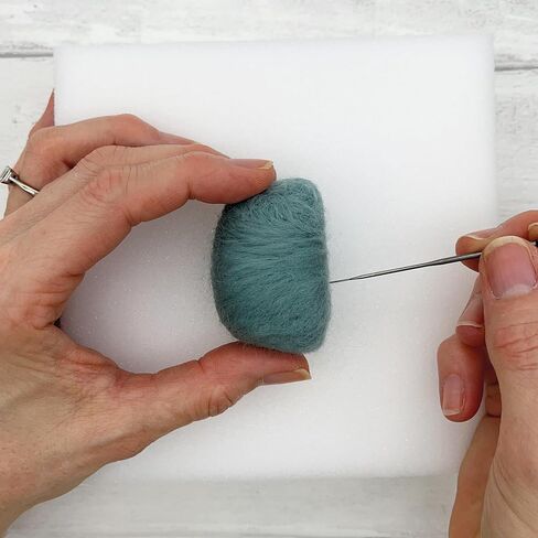 Bergin & Bath Needle Felting Kit, Whales. Make a Pair of Sweet Felted Whales with This Planet Friendly Craft kit for Adults and Teens. A Creative Gift for Someone Crafty. in Kuwait