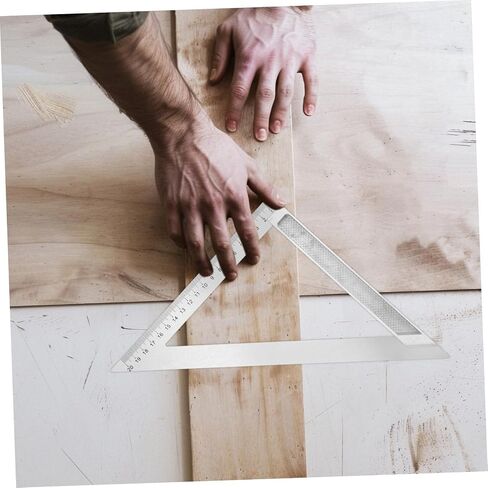 90 degree Carpenter Square Triangle Metric Metric Pare Presid in Saudi Arabia
