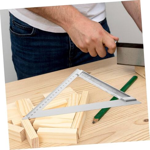 90 degree Carpenter Square Triangle Metric Metric Pare Presid in Saudi Arabia