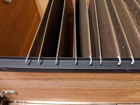 PVC Hanging File Rail لجوانب الدرج (زوج من الأسود 5/8 "Wide 24" طويل) in Saudi Arabia