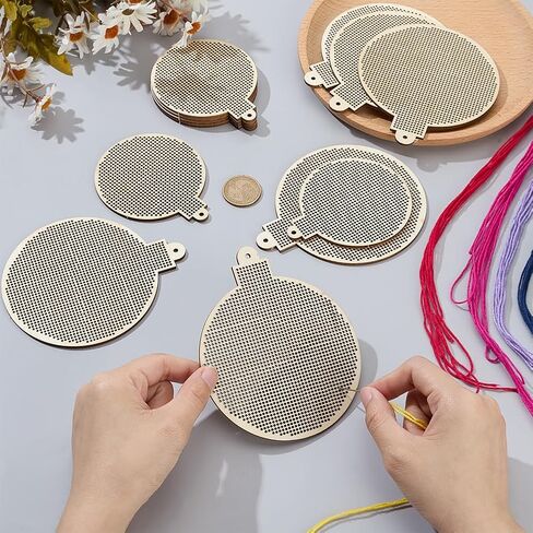 FreeBloss 12pcs Cross Stitch Blanks Ball Christmas Blanks خشبية للتطريز Cross Stitch Supplies لممارسة خياطة الخشب فارغ in Kuwait