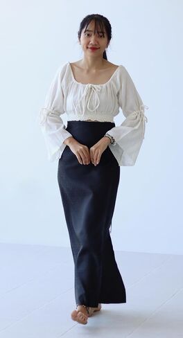 RaanPahMuang Authentic Thai Silk Wrap Skirt Waist Ties Leg Slit Traditional Art in Saudi Arabia
