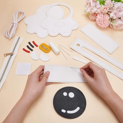 مجموعة خياطة Wadorn DIY Crossbody ، حقيبة كتف من رواد الفضاء من Wadorn ، تصنع مجموعة حرفة خياطة من أجل حقيبة الظهر ، حقيبة يد مصنوعة يدويًا مصنوعًا للهدايا الشخصية ، 9.8 × 6.2x2.3 بوصة ، أبيض ، أبيض in Kuwait