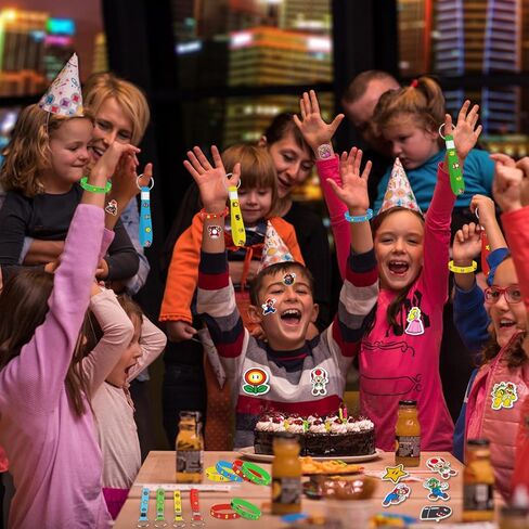 مستلزمات حفلات عيد ميلاد ماريو ، 86pcs هدايا أعياد الميلاد المحددة لحفلة موضوع ماريو in Kuwait