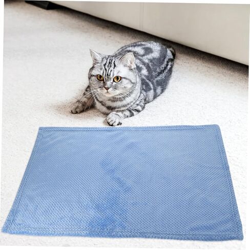 UPKOCH Pets Blanket for Cats and Dogs Comfortable Material Warm Sleeping Mat for All Seasons Blue S for Cozy Indoor Use in Saudi Arabia