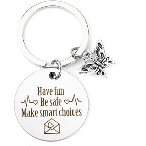 سلسلة مفاتيح هدايا الابنة لهدايا عيد ميلاد الابنة لعيد الميلاد للعودة إلى المدرسة، هدايا حلوة للفتيات in Kuwait