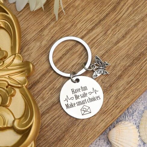 سلسلة مفاتيح هدايا الابنة لهدايا عيد ميلاد الابنة لعيد الميلاد للعودة إلى المدرسة، هدايا حلوة للفتيات in Kuwait