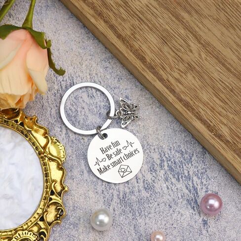 سلسلة مفاتيح هدايا الابنة لهدايا عيد ميلاد الابنة لعيد الميلاد للعودة إلى المدرسة، هدايا حلوة للفتيات in Kuwait