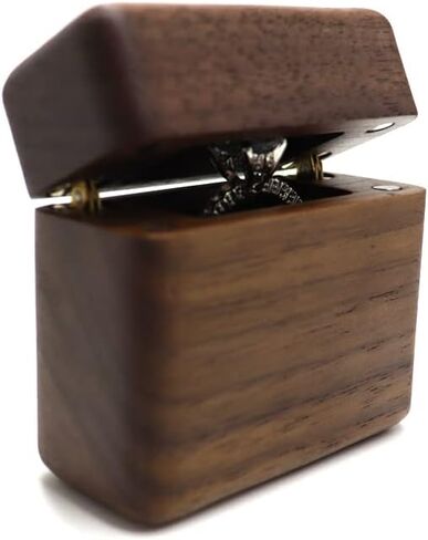 صندوق حلقي خشبي رفيع، صندوق حلقي بغطاء قلاب من الجوز لطرح اقتراح تخزين خاتم الزفاف مع قطيفة سوداء ناعمة in Kuwait