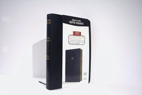Biblia Reina Valera letra súper gigante, símil piel negro / Spanish Bible Reina Valera Super Giant Print, Black Leathersoft in Saudi Arabia