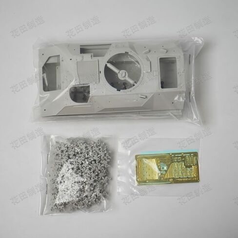 花田制造 Meng M3a3 Bradley مع سيارة قتال سلاح الفرسان الأمريكية III ، 1/35 Scale Military Model Kit Model SS-006 in Kuwait