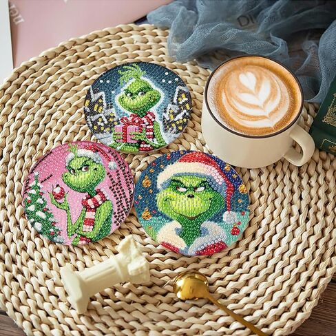 yijingtop 8 PCS عيد الميلاد Diamond Painting Coasters مجموعات مع حامل ، DIY XMAS Diamond Art Coaster مجموعات للبالغين ، مجموعات فن عيد الميلاد للماس للبالغين للحصول على جدار المنزل ديكور in Kuwait