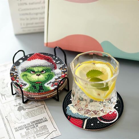 yijingtop 8 PCS عيد الميلاد Diamond Painting Coasters مجموعات مع حامل ، DIY XMAS Diamond Art Coaster مجموعات للبالغين ، مجموعات فن عيد الميلاد للماس للبالغين للحصول على جدار المنزل ديكور in Kuwait