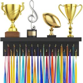 ميدالية شماعات العرض ومنظم رف الكأس ، حامل شريط جبل حائط خشبي مع 25 خطافًا من الصلب ، رف تخزين جوائز السباق. in Kuwait