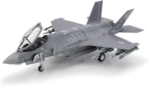 Tamiya Lockheed Martin F-35 A Lightning II Plastic Model Kit ، 1/48 Scale in Kuwait