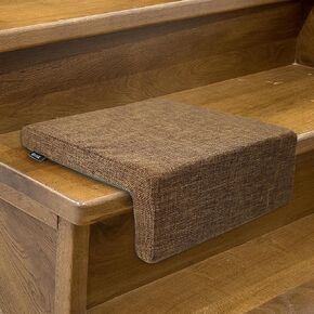 شراء وسادة أرضية للدرج الداخلي ، وسادة خطوة غير قابلة للانزلاق فاخرة فاخرة ذات كثافة عالية الكثافة للقراءة واللعب أثناء وجوده على الدرج ، 12.6 "× 10" ، براون in Kuwait