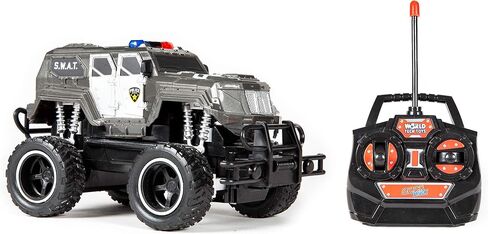 World Tech Toys S.W.A.T. RC Monster Truck 1:24 مقياس - شاحنة التحكم عن بُعد مع الأضواء والمؤثرات الصوتية وصفارات الإنذار - 6+ in Kuwait