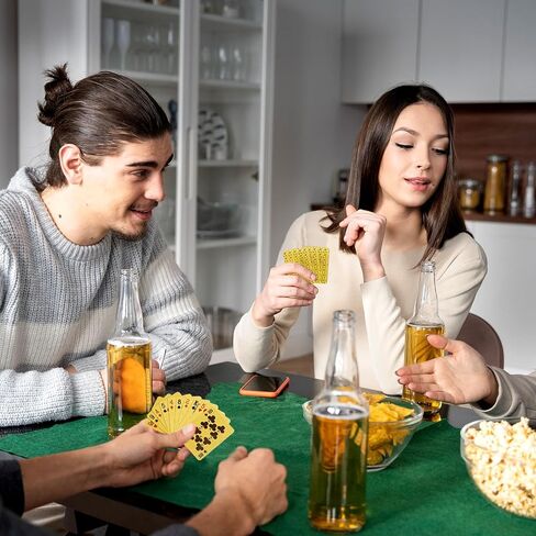اثنان من طوابق أوراق اللعب المصغرة ، أوراق لعب Gold Waterproof ، Deck Mini Poker للحفلات والألعاب ، لصالح الحفلات ، Deck Tiny of Novelty Party Gift لعيد الميلاد ، عيد الهالوين ، رأس السنة الجديدة ، قدم المساواة in Kuwait