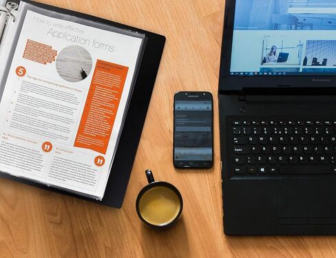 100 واقي ورق شفاف من Officewerks، مقاس 8.5 × 11 بوصة لـ 3 حلقات، وأكمام ورقية بلاستيكية، وواقي ورق تحميل علوي مع فتحات معززة، وآمن أرشيفي للمستندات والصور in Kuwait
