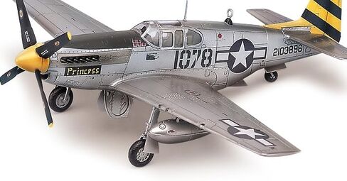 Academy P-51C Mustang WWII Fighter-1/72 SCALE Model Model Kit مع علامات USAAF/CAF ، قمرة القيادة والجرس التفصيلية in Saudi Arabia