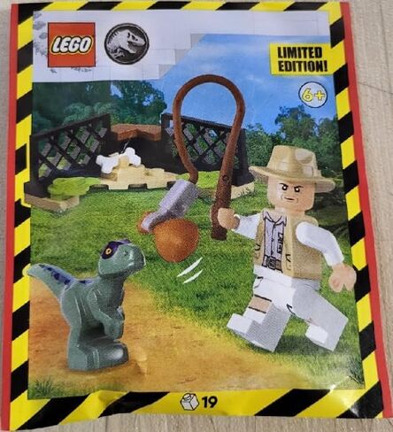 Lego Jurassic World: Robert Muldoon Minifigure مع تدريب Raptor in Saudi Arabia