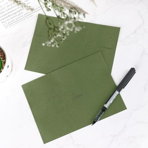 Granhoolm 100 Pack Green 5x7 Occores ، Sage Green A7 Acanges ، 5.25 × 7.25 بوصة ، 120 GSM ورقة سميكة ، ختم ذاتي ، مظاريف بطاقة هدية ، مظروف 5 × 7 للدعوات (5.25 × 7.25 بوصة) in Kuwait