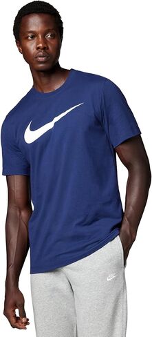 قمصان وتي شيرتات Nike Sportswear Icon Swoosh T للرجال النشطة مقاس M، اللون: أبيض/أسود in Saudi Arabia