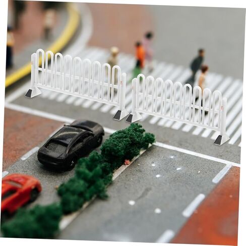 8pcs حواجز الطرق المرورية المصغرة التي تم تعيينها للبنين والبنات دور العلامات المرورية وموديلات السياج للمشاريع الإبداعية in Kuwait