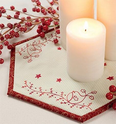 Christmas Patchwork Loves Embroidery: Hand Stitches, Holiday Projects in Saudi Arabia