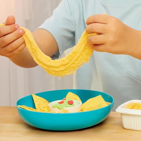 Little Tikes Creative Chefs Nacho Kit مع Make-It Mix Play Sand ، 22 إكسسوارات ، واقعية تظاهر Play Nachos Maker ، Boys ، Girls ، Ages 3+ in Saudi Arabia