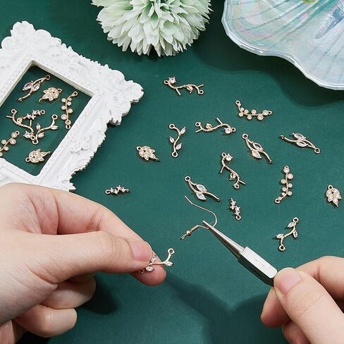 Superfindings 24pcs 6 أنماط مكعب Zirconia Links charms Crystal Leaf Branch Connector Charms Gold Plated Wheat Charms Rhinestone Mountors مع حلقات مزدوجة لصنع المجوهرات in Kuwait