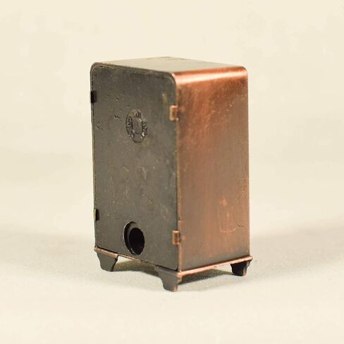 Suavec Metal Rare Die Pronze Sharpener Money Safe Box تمثال - 1:24 مقياس مصغرة - مربع آمن مصغر - الانتهاء من البرونز C. in Saudi Arabia