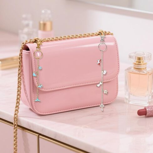 224 PCS Lip Gloss Charm Charm Cynchain Set ، مجموعة مفاتيح محلية الصنع ، سحر لمعان الشفاه 100 ، 20 سلسلة مفاتيح ، واحدة من المجوهرات ، 1 Puncher ، سلسلة لفات 16.5 قدم ، 100 حلقات قفز ، للحصول على هدايا المجوهرات الحرفية in Kuwait