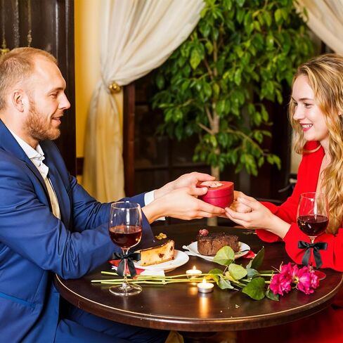 30pcs أسود تويست تويست أقواس لالتناف الهدايا - أقواس الشريط الصغيرة زخارف الحفلات للحرف اليدوية ، شريط الساتان الأسود ، تفضل حفل الزفاف in Kuwait