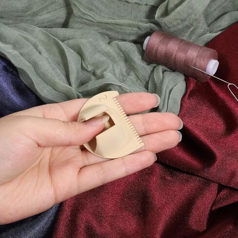 3 PCS حافة غرزة المقياس والخياطة ، مقياس الإبرة القياس أداة قياس ميني غرزة الإبهام الدليل 2/3/4MM إبرة حاكم خياطة الحاكم طقم للمبتدئين وكبار السن (براون) in Kuwait