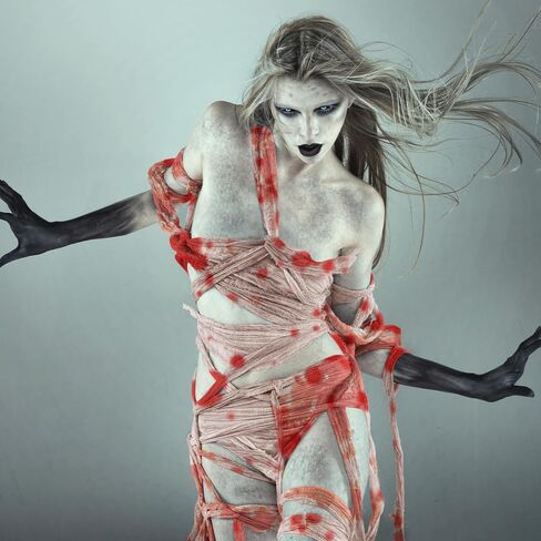 Preboun Halloween Mummy Lundage Wrap Bloody Gauze Zombie Makeup Props Creepy Costume Ldage Cosplay Party (Black ، 65.6 ft x 3.15 Inch) in Saudi Arabia