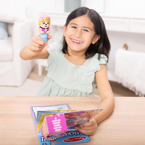 Melissa & Doug Sticker Wow! ™ Paw Patrol Skye Bundle: منصة نشاط من 24 صفحة ، وصياغة ملصقات ، 500 ملصق ، وسادة صغيرة ، وفنون وحرفية تململ لعبة in Saudi Arabia
