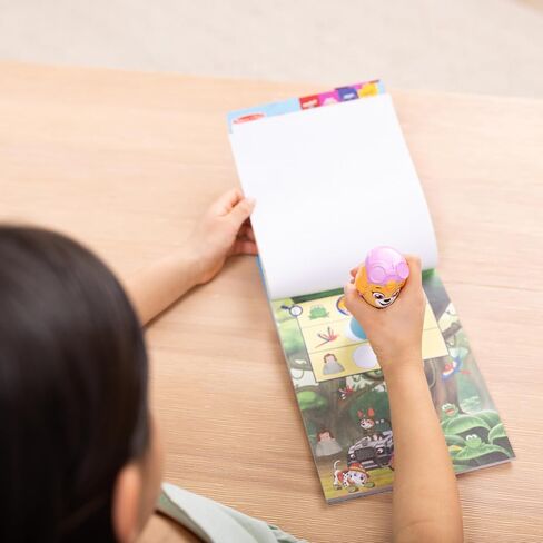 Melissa & Doug Sticker Wow! ™ Paw Patrol Skye Bundle: منصة نشاط من 24 صفحة ، وصياغة ملصقات ، 500 ملصق ، وسادة صغيرة ، وفنون وحرفية تململ لعبة in Saudi Arabia
