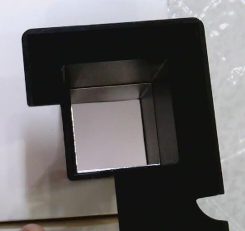 غطاء علبة البلاستيك Tefillin مع مجموعة مرآة البلاستيك Tefillin من 2 Shel Rosh و Shel Yad حتى يتم ارتداؤها على يدك اليسرى in Kuwait