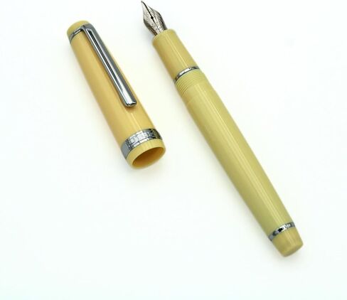 JINHAO 82 Fountain Pen - Acrylic Material Pen Barrel, Iridium Medium Nib with Ink Converter Smooth Writing Pen Classic Design Avocado Green (Silver Trim, M) in Kuwait