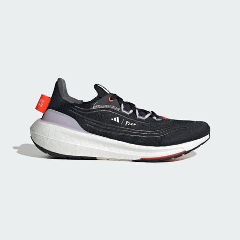 حذاء الجري Ultraboost Light للرجال من أديداس in Saudi Arabia
