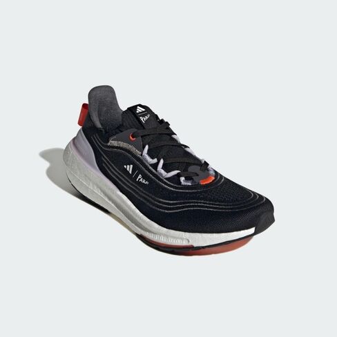 حذاء الجري Ultraboost Light للرجال من أديداس in Saudi Arabia