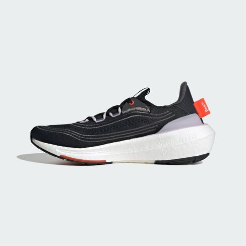 حذاء الجري Ultraboost Light للرجال من أديداس in Saudi Arabia