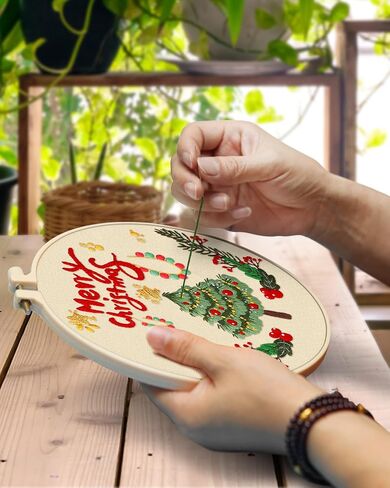 TINDTOP 5 Sets Embroidery Kit for Beginners Adult, Embroidery Kit for Beginners Include Embroidery Cloth Hoops Threads for Craft Lover Hand Stitch with Embroidery Skill Techniques in Kuwait