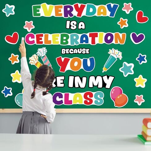 زخرفة Bulletin Board Classhroom مجموعة ترحيب ديكور الباب بانر جدار ديكورات الفصول الدراسية الملونة لمدرسة مرحلة ما قبل المدرسة في مرحلة ما قبل المدرسة (يكون سبب ابتسامة شخص ما اليوم) in Saudi Arabia