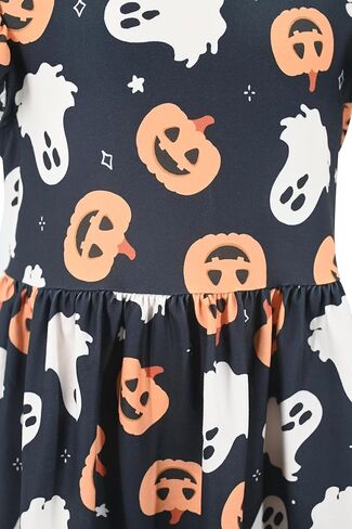 فستان فريد من نوعه للفتيات الصغيرات لعيد الفصح وطباعة البرسيم الحريري in Kuwait